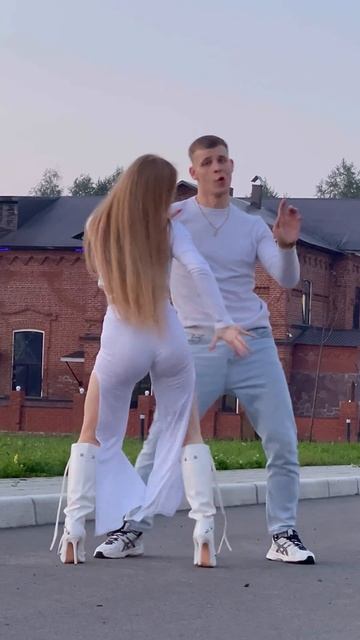 А_любовь_она_всегда_без_причин