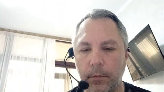 АСМР. БОЛТАЛКА + ТАППИНГ ПО БУТЫЛОЧКЕ