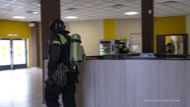 Пожарно-тактические учения прошли в центре культурного развития «Клевер». Панорама 14 февраля 2025