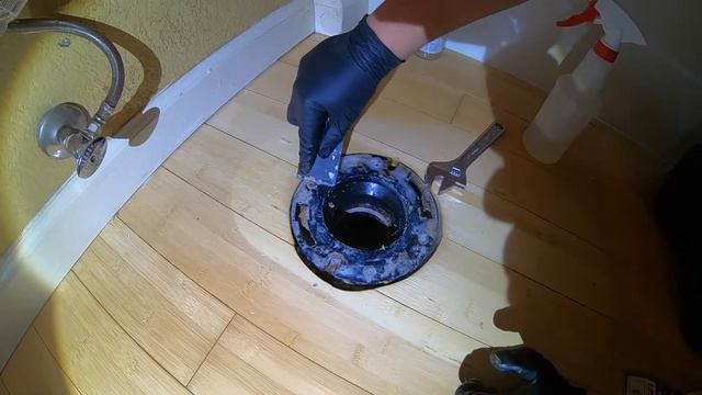 Toilet Removal & Install