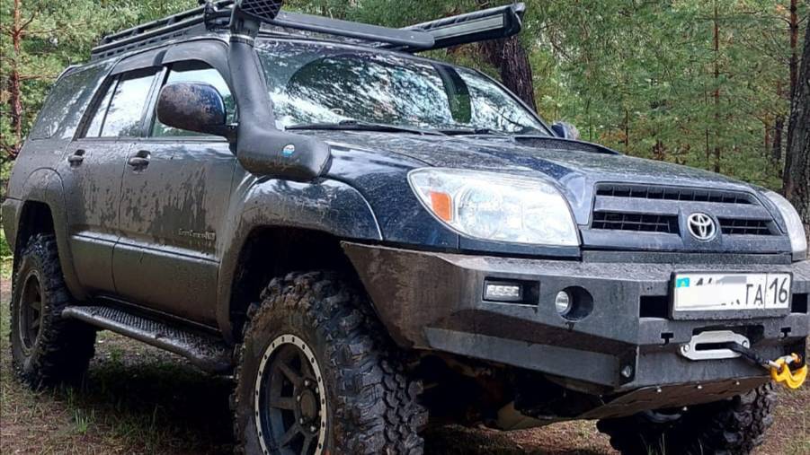 Установка на Toyota 4runner 215 (Силовой бампер, силовые пороги, дополнительный бак)