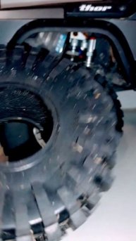 Диски 1.9 для нашего Jeep Cherokee XJ Injora.