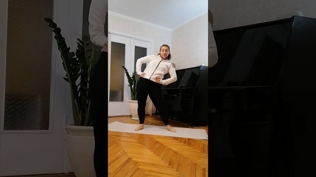 відео урок для  дошкільнят студії сучасного танцю "AVRORA dance"