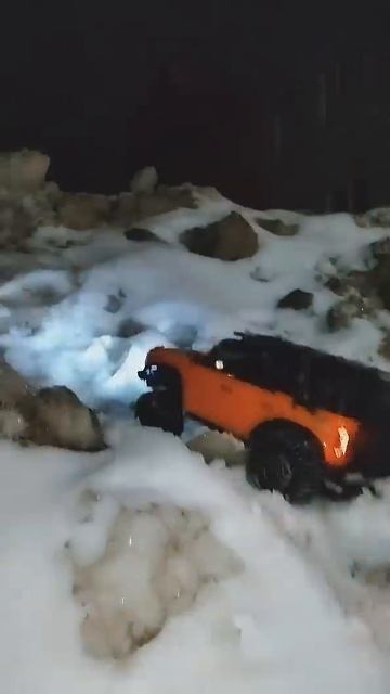 Ну почти получилось, штурмуем горку на радиоуправляемом Ford Bronco HB Toys R1001 #hbr1001