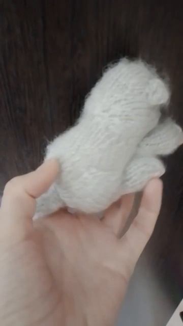 Спящий котёнок.