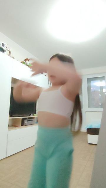 1000003724.mp4