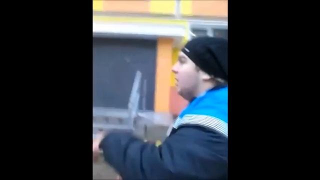480p_01_Саша_рулит_на_районе_2014_видео_старое_ну_поржать_можно