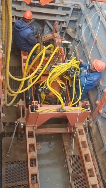 МНБШ-600 - установка высокоточного горизонтального шнекового бурения с системой лазерного контроля