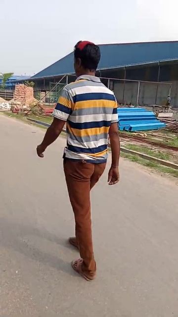 মাস্ক নাকে না দিয়ে মাথায় দিলো ভাইটি || করোনা থেকে মাথার নিরাপত্তা আগে! পরে শরীর