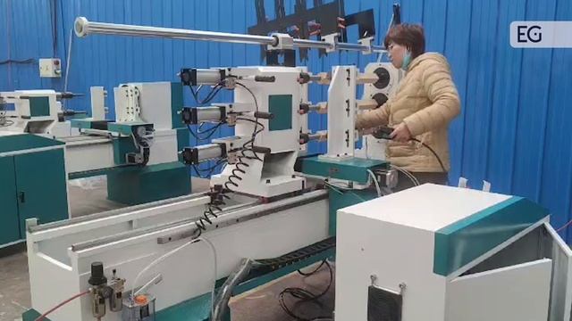 Токарно-копировальный станок R1512