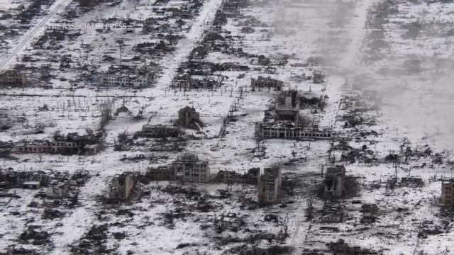 Марьинка - идут позиционные бои в центре города, 02.2023
