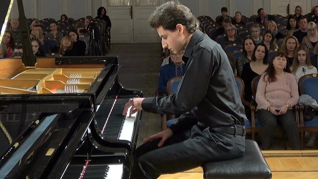 B. Bartók - Suite "Out of doors", Sz. 81. Performed by Daniil Bogdanov