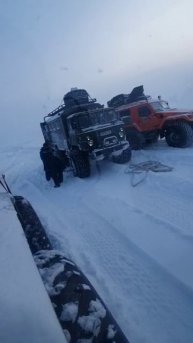 Снегоболотоход Хищник - помогаем ГАЗ 66 выбраться из ловушки