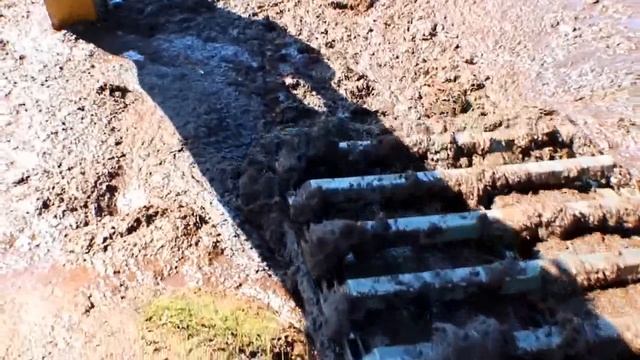 Плавающий Экскаватор Амфимастер - проходимость 100%!!!