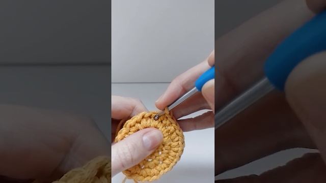 Крестики и галочки крючком. Вязание.
