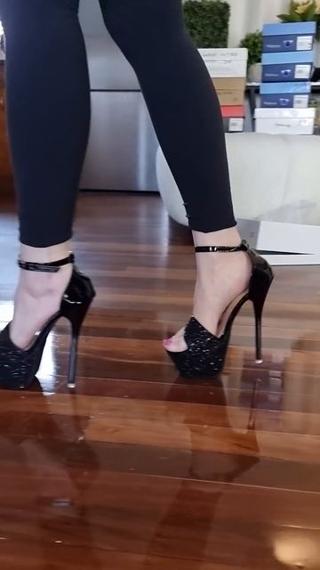 #highheels