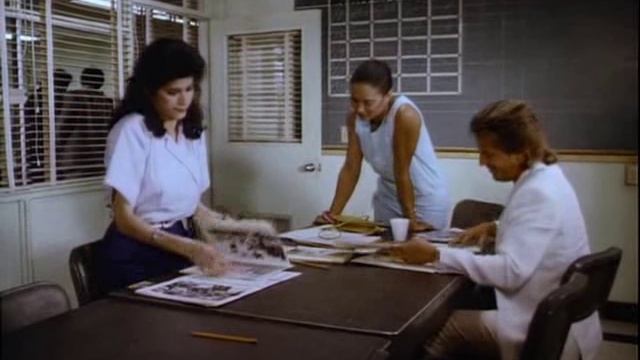 Miami Vice. s02e21. Free verse. 1986./"Полиция Майями". Сезон 2. Эпизод 21. США. 1986 год.