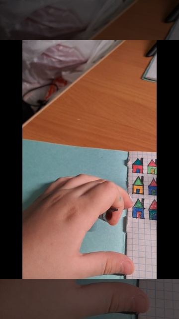 сегодня я покажу как нарисовать домики как у меня!