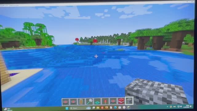 Майнкрафт 🪩 Minecraft 
💣🦠Строим бункер👽🛖