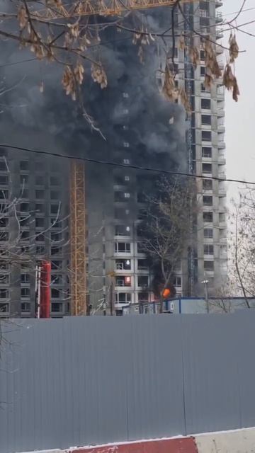 🔥Пожар в строящемся ЖК «Скай Гарден» в Тушино🔥