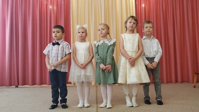 Коллектив "Радуга"
Вокальное творчество
4-5 лет