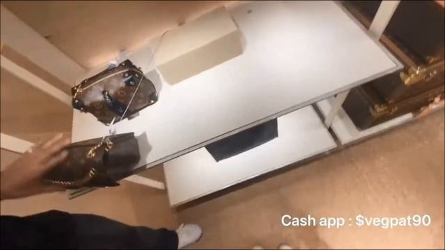 VEGAN PATRIOT GETS VIEWER TO BUY HER A LOUIS VUITTON BAG WHILE HE WEARS A LEASH - FINDOM IRL