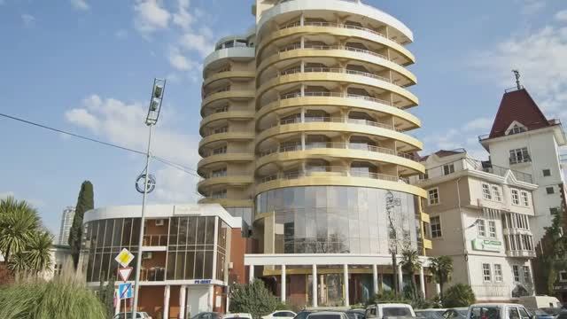 5 причин не покупать квартиру в Сочи иногородним