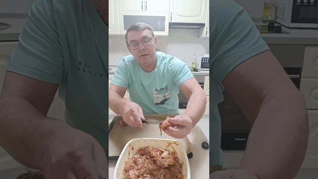Как приготовить ШАШЛЫК в духовке, с настоящим дымком.
