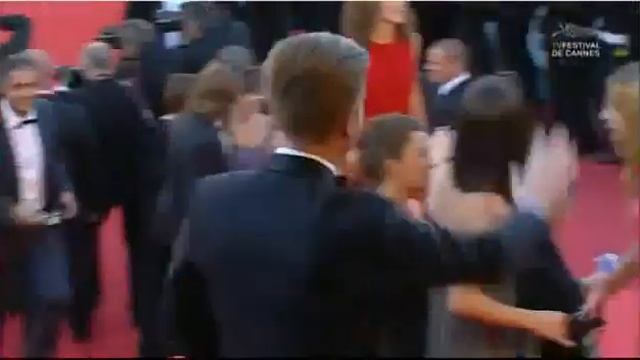 Robert Pattinson - Kristen Stewart | Festival de Cannes Red Carpet 2012 On The Road Projection