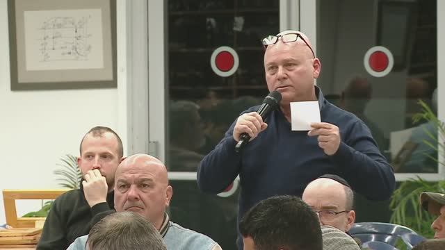 Как правильно держаться за общую силу на конгрессе