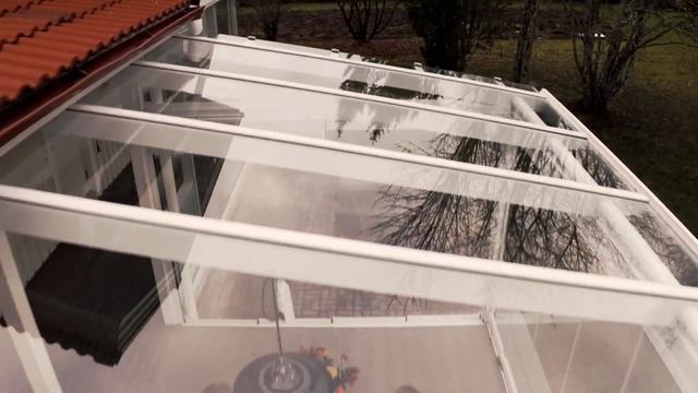 Остекление Lumon сочетает в себе элегантный дизайн и практичность.