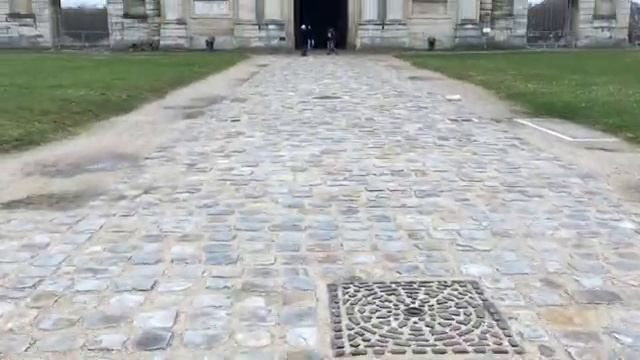 Венсенский замок в Париже 🏰 _ Château de Vincennes (360p) (1)