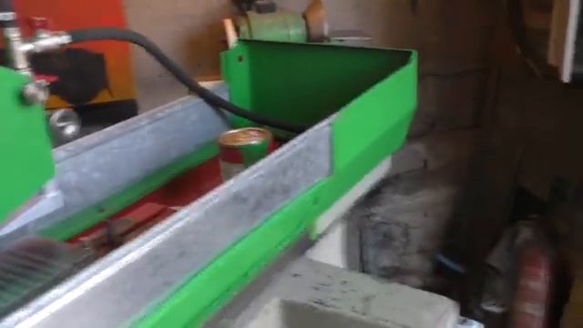 Смотрим новый гараж, бейбас и цинковый гроб, красим, шлихуем