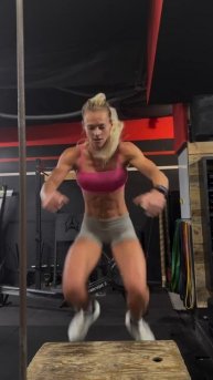 девушка на спорте #блондинка #топ #спорт