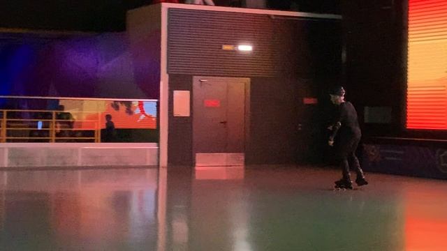Кросс-тренинг для бегунов на длинные дистанции || катание на роликовых коньках :)