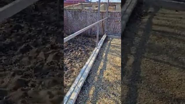 Боковой забор одноэтажного дома  143 кв.м.