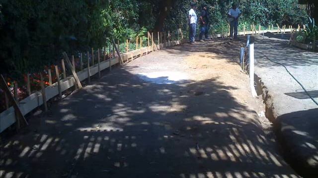 Concrete Driveway   Santa Monica  20% off call Shafran 310-295-1960