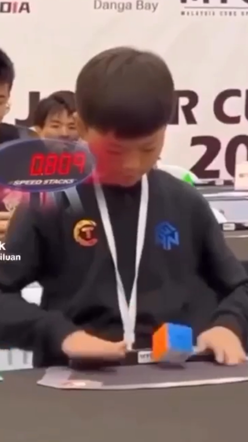 мальчик против дяди🤣🤣🤣