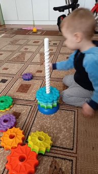 Игрушка Саши