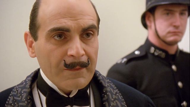 Hercule Poirot S01E05 English version