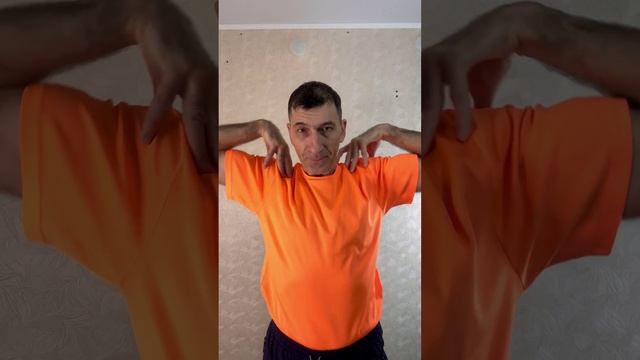 Убрать Холку на шее и снять напряжение с поеч помогут 3 простых упражнения #фитнес #упражнения