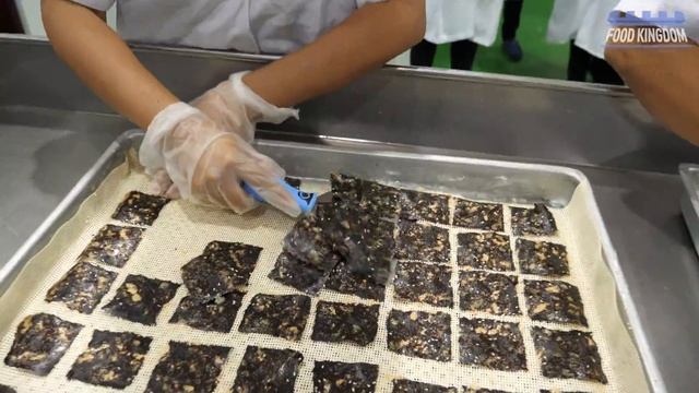 스케일이 다르다! 한국김으로 만드는 태국의 김부각스낵 공장 대량생산 / Mass production in seaweed snack factory in Thailand