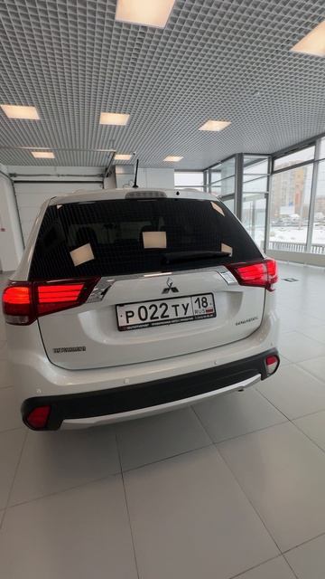 Mitsubishi Outlanderr