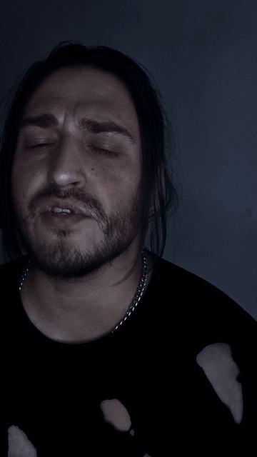 Искандер Костиков - Вою на луну ( Слоумо 2 )