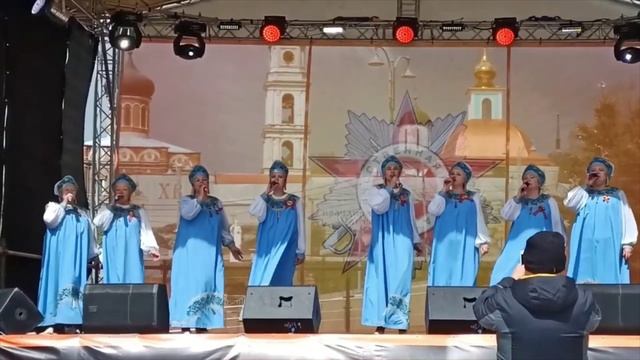 В лесу прифронтовом! Площадь. - ПРИВОКЗАЛЬНЫЕ УЗОРЫ.