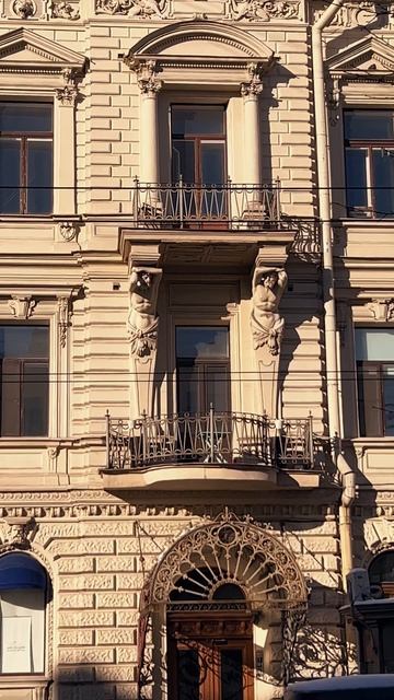 Чернышевская. Сердце Петербурга