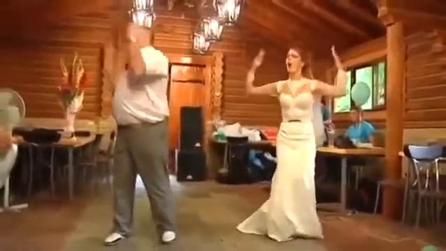 А ВЫ ГОВОРИТЕ, МУЖИКИ НЕ ТАНЦУЮТ! Приколы на свадьбе_2017
