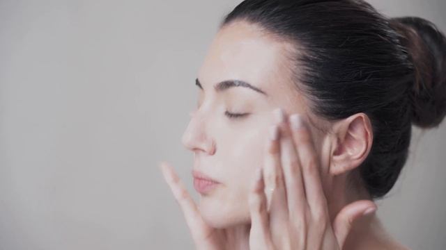 HYDRA ESSENCE MASK: Ultra-hidratação em 3 passos