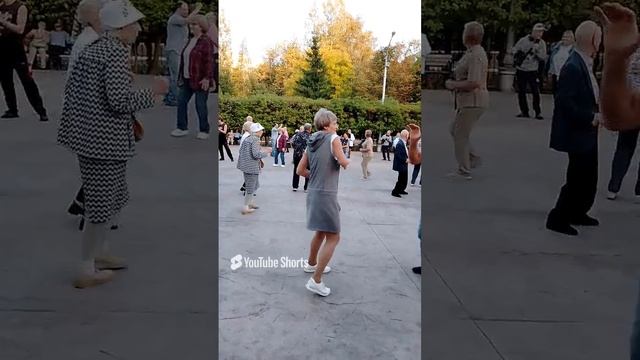 1000021383.mp4