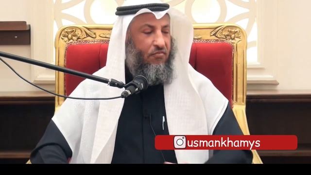 Муж не молится. Не совершает намаз.
